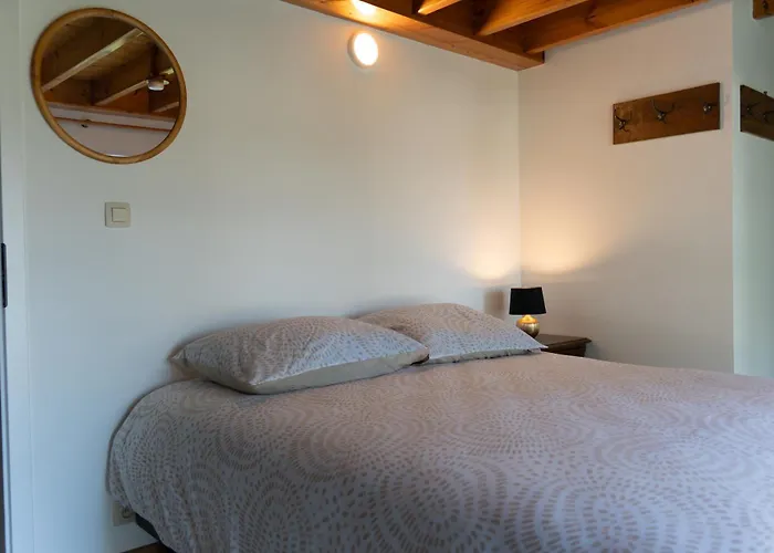 à 6 Casa de Férias Vielsalm